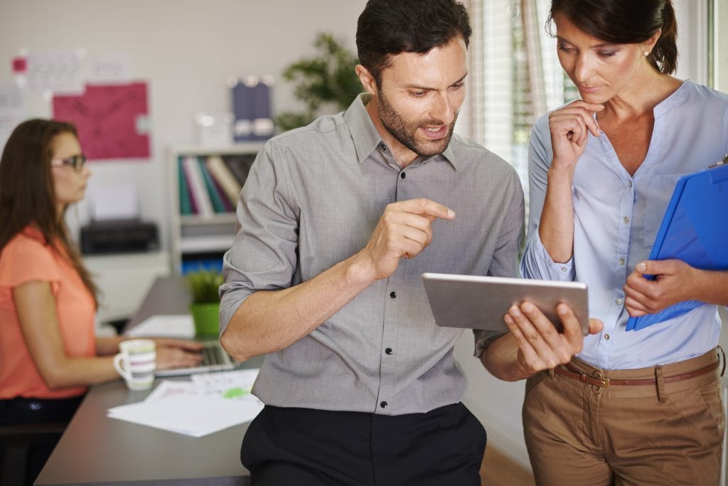 Que debo hacer para iniciar la actividad de una empresa scaled
