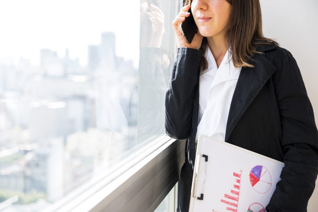 Autonomo contrato una asesoria o puedo hacer yo solo las trimestrales scaled