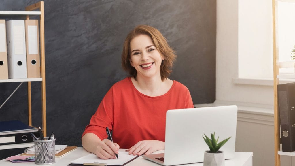 recibir salario por ser administrador de empresa